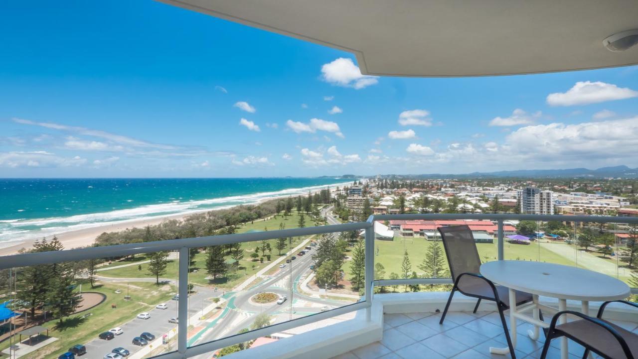 Carmel By The Sea Aparthotel Gold Coast Exterior photo